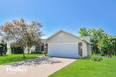 6 Gobbler Ct - Troy, MO