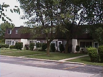 Tudor Park Apartments - Morris, IL