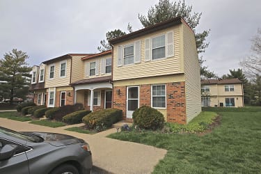 2482 Brittany Ln unit 1 - Bloomington, IN