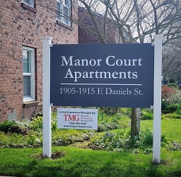 Manor Court Apartments - Vancouver, WA