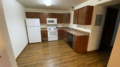 4901 S Marion Rd - Sioux Falls, SD
