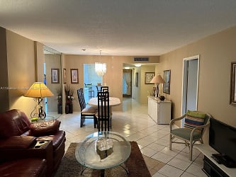 2998 NW 48th Terrace #333 - Fort Lauderdale, FL