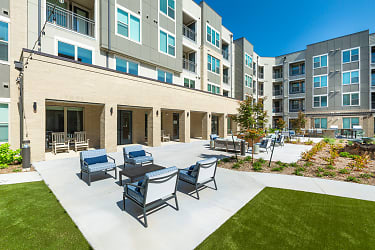 The Oaks In Dallas (Active 62+ Living Community) Apartments - undefined, undefined