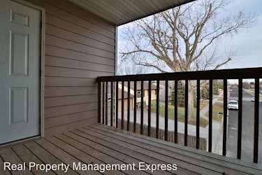 340 N Main Ave Apartments - Tea, SD