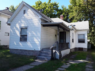 2409 Kenwood Ave - South Bend, IN