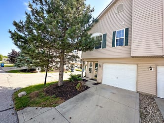 4827 Flat Stone Pl - Indianapolis, IN
