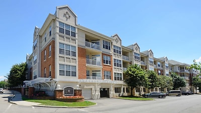 The Landings At Port Imperial Apartments - West New York, NJ