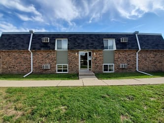3015 S 17th St unit 103 - Grand Forks, ND