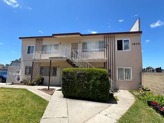 1425 Martin Luther King Jr Ave unit 3 - Long Beach, CA