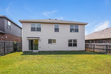 320 Cameron Hill Pt - Fort Worth, TX