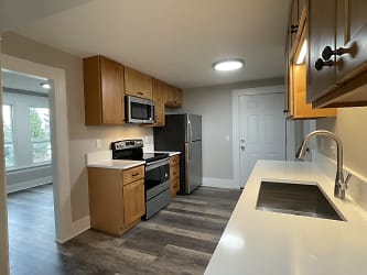 Ruston 53 Apartments - Tacoma, WA
