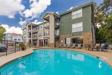 The Landing At Appleyard Per Bed Lease Apartments - Tallahassee, FL