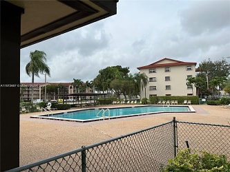 1151 SW 128th Terrace #411D - Pembroke Pines, FL