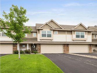 1104 Station Trl unit Townhome - Eagan, MN