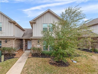 3621 Haverford Rd unit A - College Station, TX