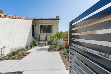 2409 Via Carrillo - Palos Verdes Estates, CA