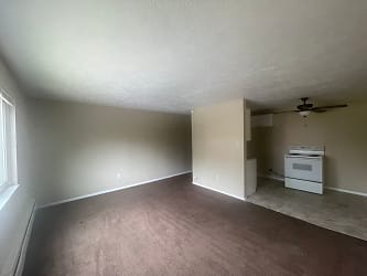 13970 Superior Rd - East Cleveland, OH