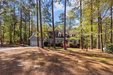 455 Clearfield Ln - Southern Pines, NC