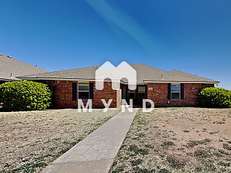 524 N Brentwood Ave A - Lubbock, TX