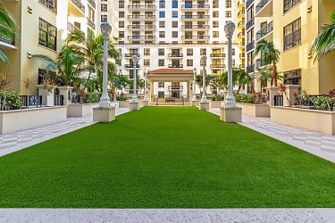 701 S Olive Ave #213 - West Palm Beach, FL