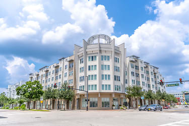 Amelia Court Apartments - Orlando, FL