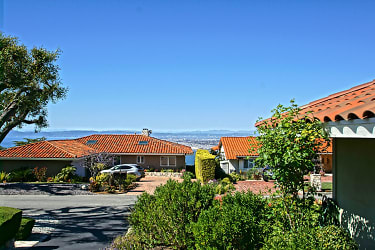 2232 Via Acalones - Palos Verdes Estates, CA