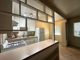 1808 N Street Apartments - Sacramento, CA