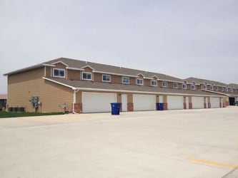 1233 17th Ave S - Brookings, SD