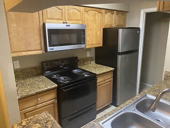 232 Afton Square #111 - Altamonte Springs, FL