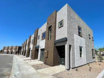 Stone View On Central Apartments - Phoenix, AZ