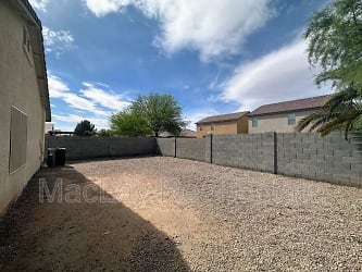 45560 W. Tulip Ln - undefined, undefined