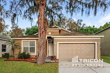 12424 Ridgedale Drive - Hudson, FL