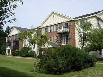 Alton Woods Apartments - Concord, NH