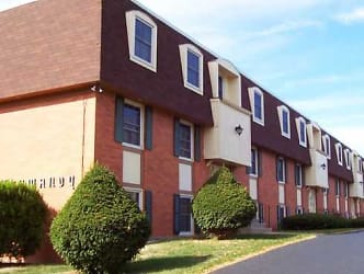 Homewood Manor Apts Apartments - Moline, IL
