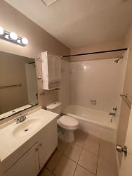 1500 Olympia Way unit 33 - College Station, TX