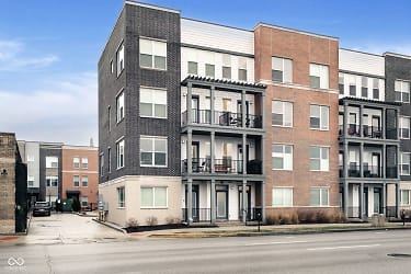 727 N Illinois Street Unit 202 - Indianapolis, IN