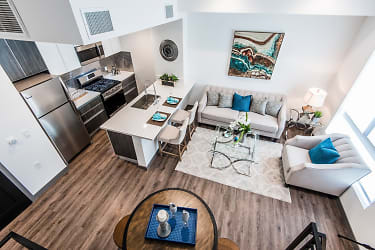 Come Home To Modern Townhouse In Culver City! Apartments - Culver City, CA