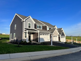 River Ridge Townhomes - undefined, undefined