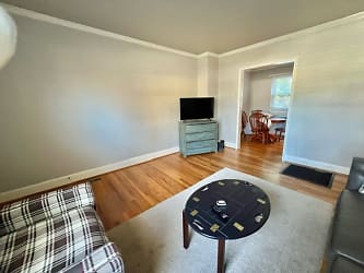 802 N Avalon Rd unit D - undefined, undefined