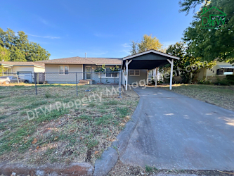 1220 Nw Logan Ave - undefined, undefined