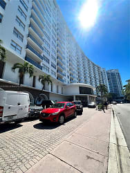 6039 Collins Ave #429 - Miami Beach, FL
