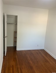 42-40 193rd St #40 - Queens, NY