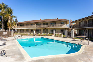 Stoneybrook Apartments - Oceanside, CA