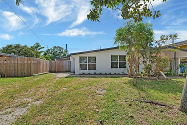 840 NW 39th St #840 - Oakland Park, FL