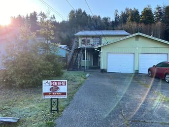 254 Winchester Ave unit 254 - Reedsport, OR