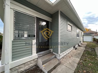 3465 Graceland Ave - Indianapolis, IN