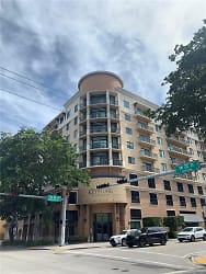 3590 Coral Wy #503 - Coral Gables, FL