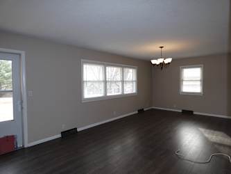 6504 NW Blair Rd. - Parkville, MO