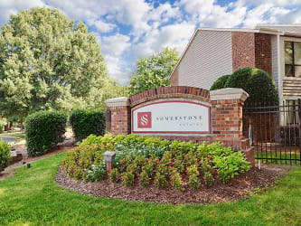 Somerstone Estates Apartments - Charlotte, NC