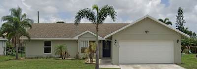 273 SW Airview Ave - Port Saint Lucie, FL